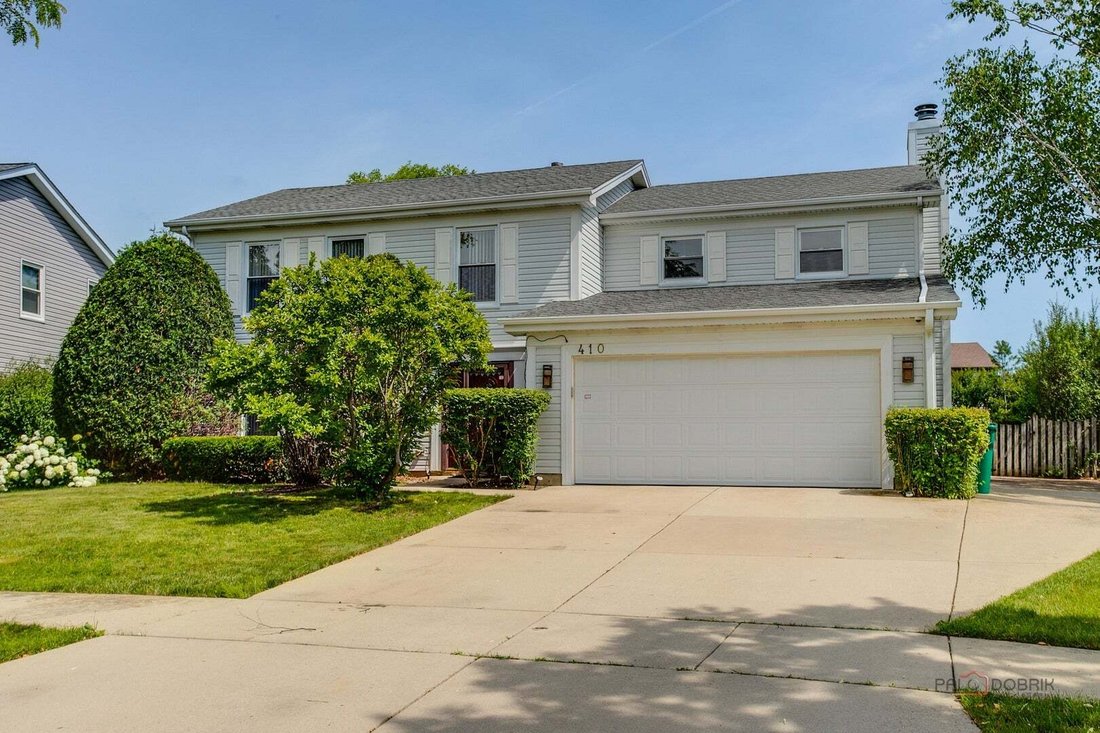 House in Buffalo Grove, Illinois, United States 2 - 18612756