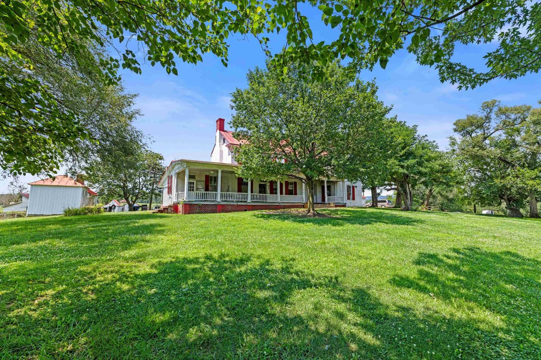 Farm Ranch in Luray, Virginia, United States 1 - 18612312