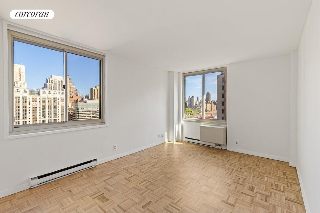 Co Op in New York, New York, United States 5 - 18087450