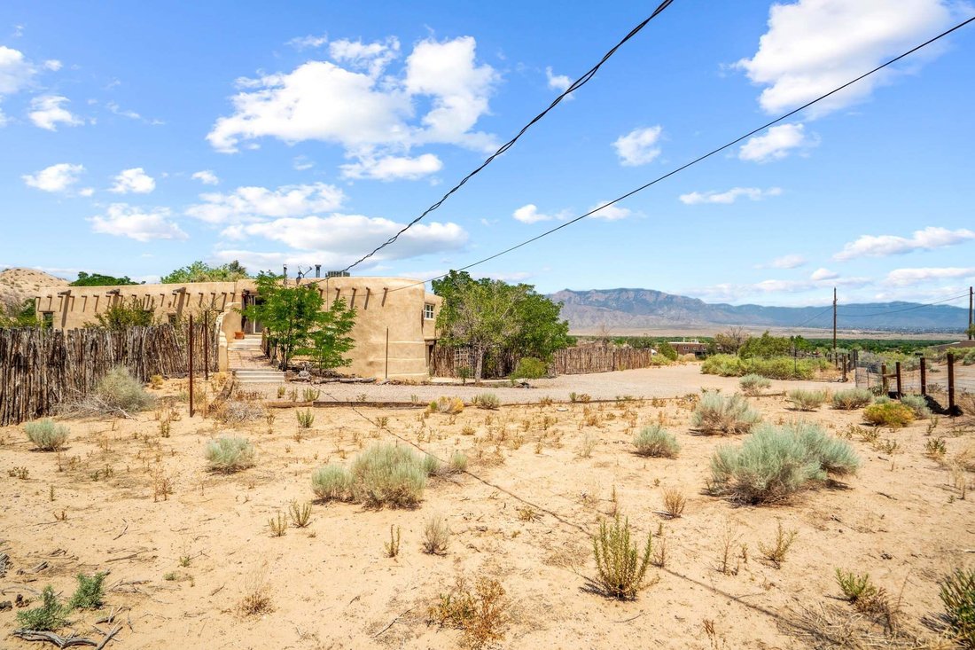 House in Corrales, New Mexico, United States 3 - 18609161