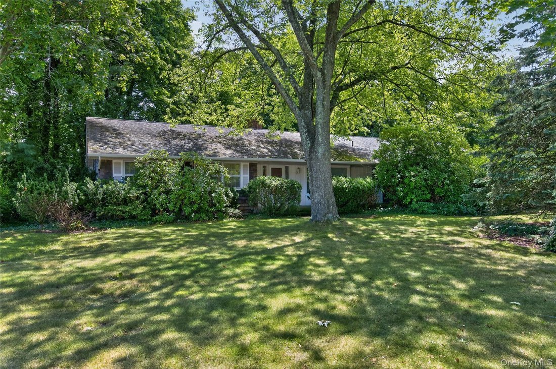 House in Smithtown, New York, United States 3 - 18608967