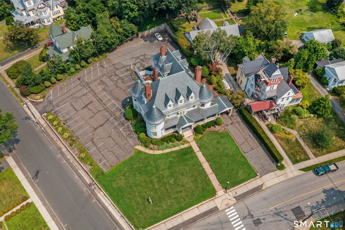 Vernon, Connecticut, United States 2 - 16023052