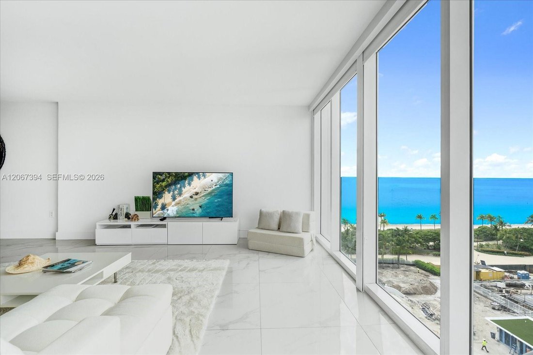 Condo in Bal Harbour, Florida, United States 1 - 18613443