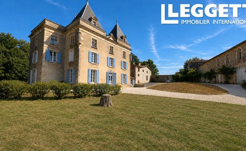 Castle in Exireuil, Nouvelle-Aquitaine, France 1