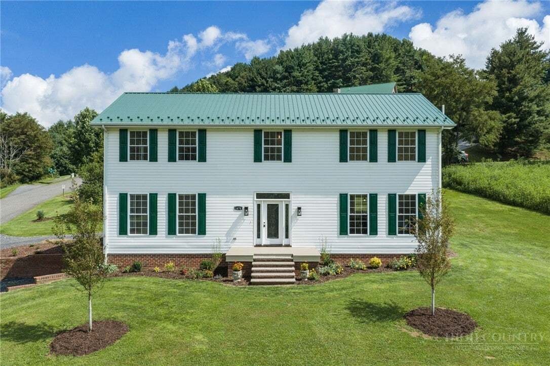 House in West Jefferson, North Carolina, United States 2 - 17988127