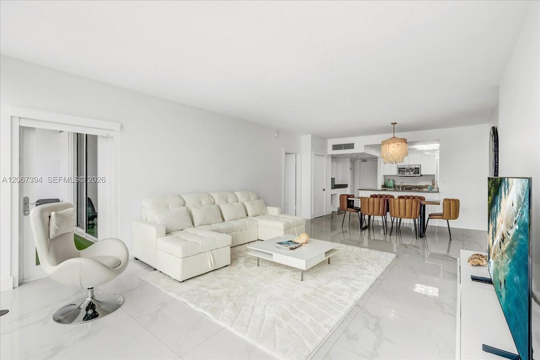 Condo in Bal Harbour, Florida, United States 3 - 18613443