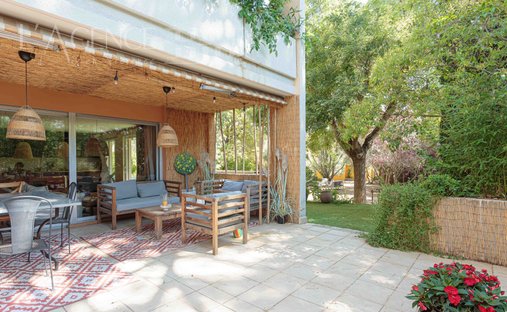 Apartment in Le Tholonet, Provence-Alpes-Côte d'Azur, France 1