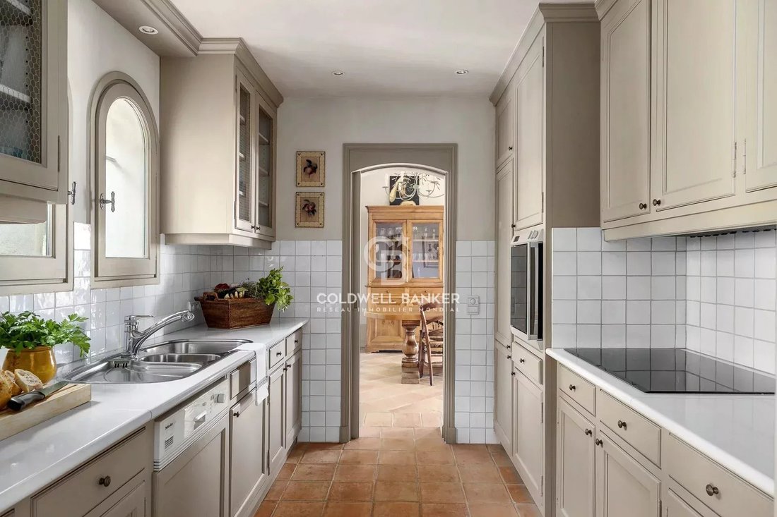 Villa in Valbonne, Provence-Alpes-Côte d'Azur, France 3 - 18610880