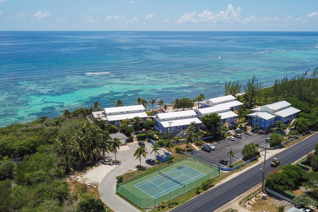 Condo in Bodden Town, Bodden Town, Cayman Islands 1 - 18611379