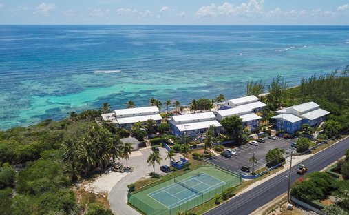 Condo in Bodden Town, Bodden Town, Cayman Islands 1