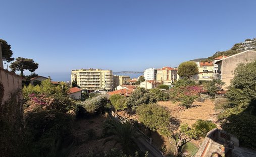 Villa in Cap-d'Ail, Provence-Alpes-Côte d'Azur, France 1