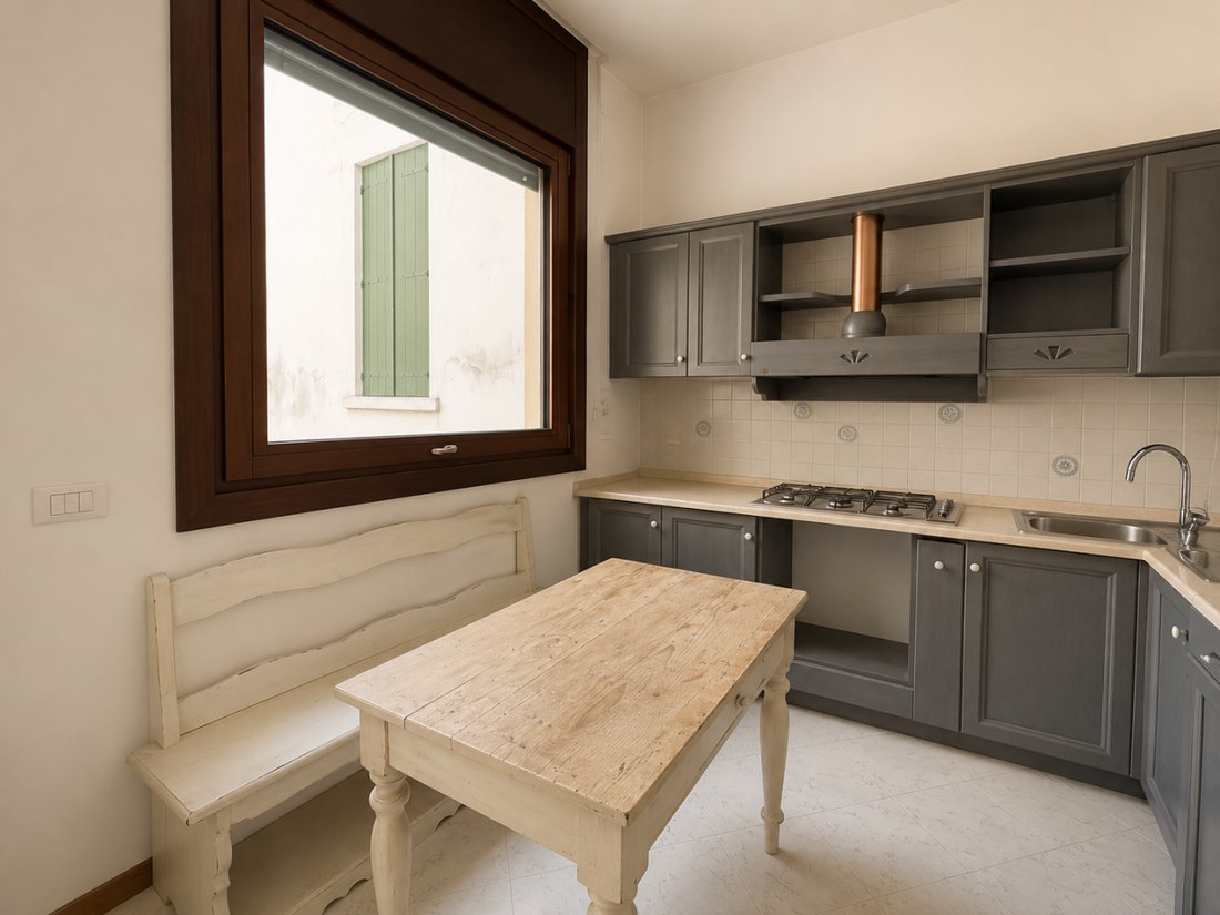 Apartment in Saint Nicholas - Porta Santi Quaranta, Treviso, Italy 4 - 18613986