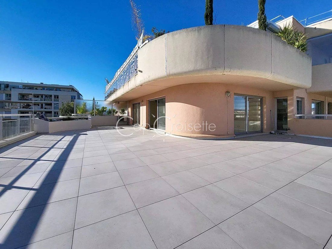 Apartment in Cannes, Provence-Alpes-Côte d'Azur, France 2 - 17257375