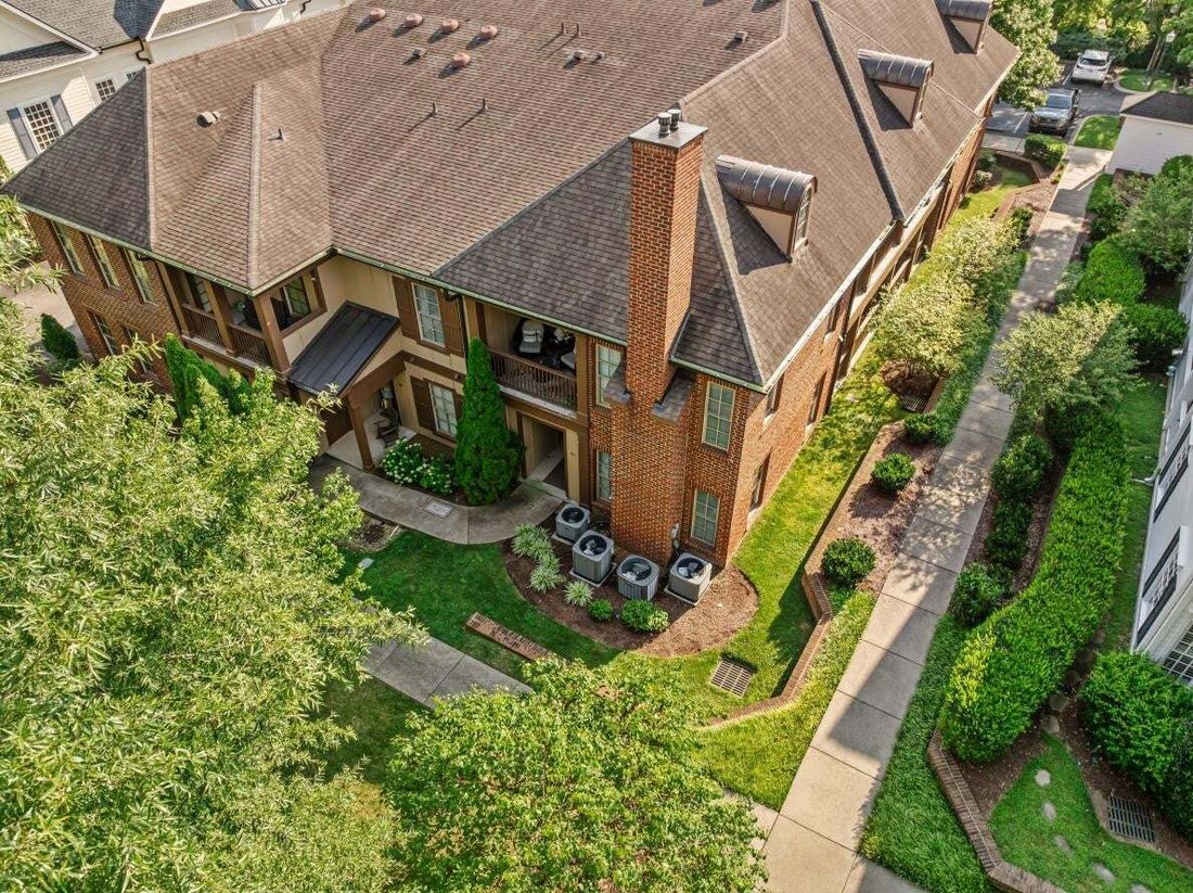 Condo in Franklin, Tennessee, United States 2 - 18609893