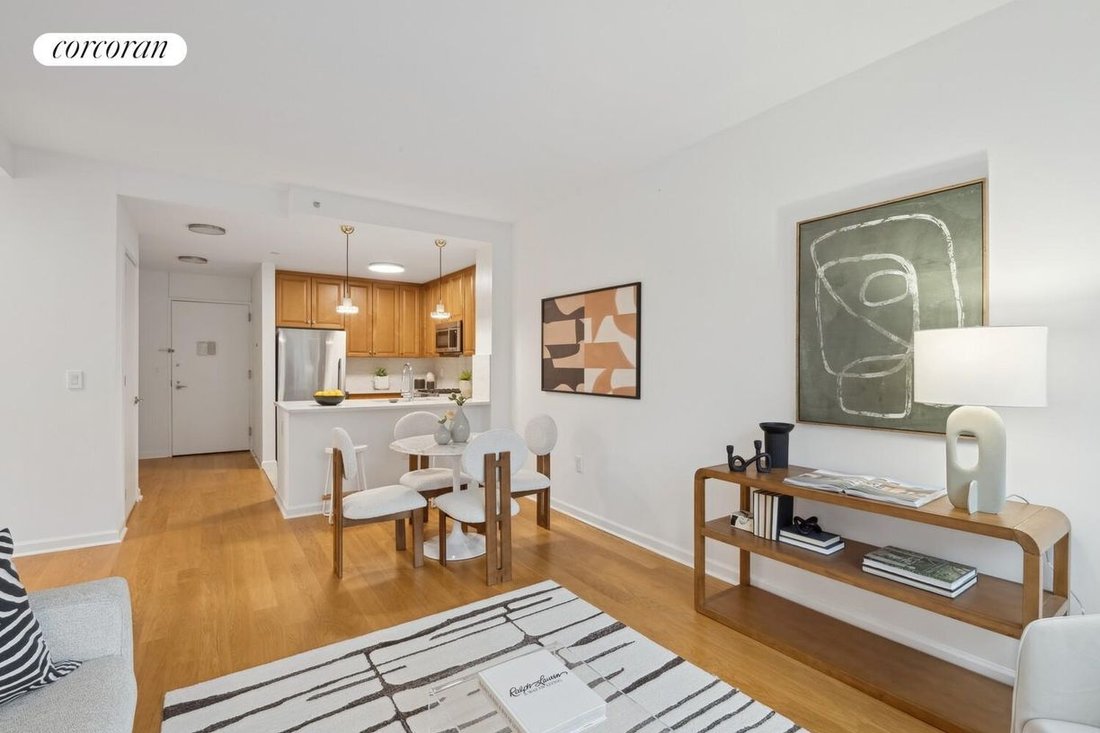 Condo in New York, New York, United States 3 - 18454447