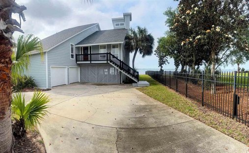 House in Gulf Breeze, Florida, United States 1