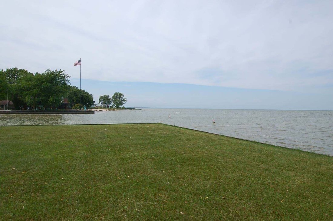 House in Bay City, Michigan, United States 3 - 18609198