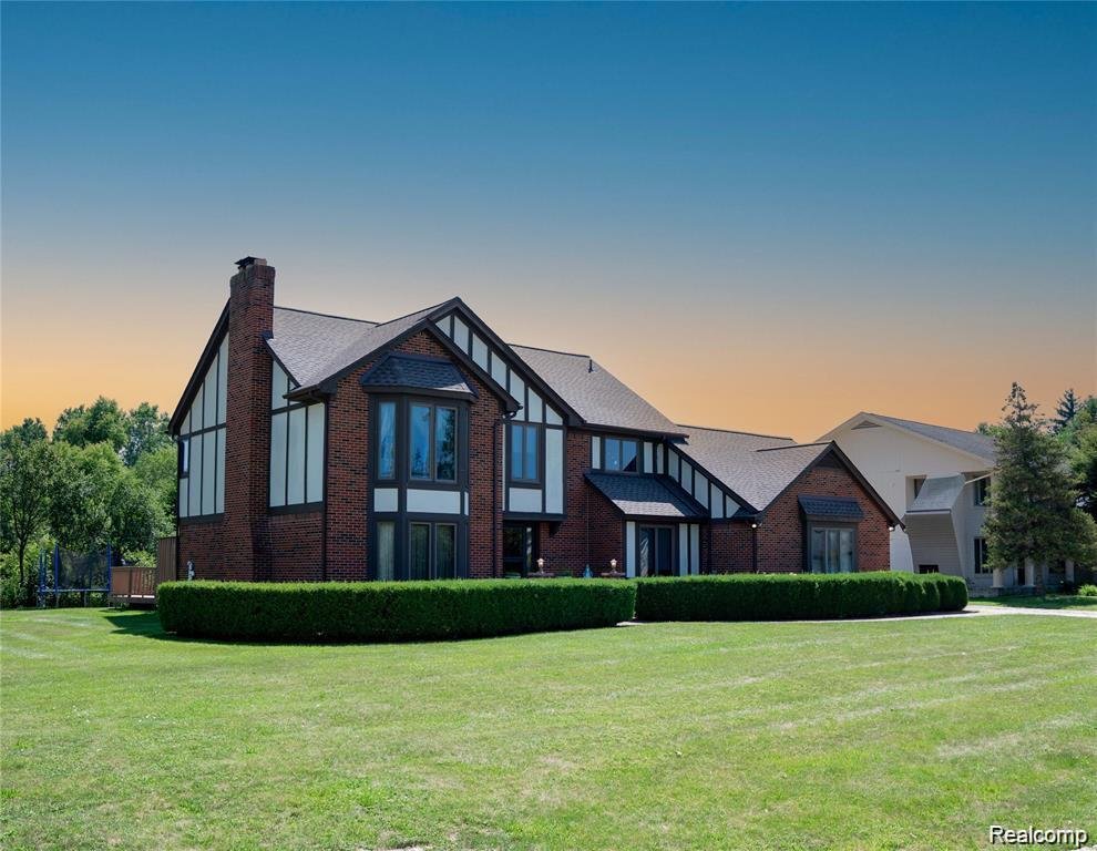 House in Farmington Hills, Michigan, United States 3 - 18609211