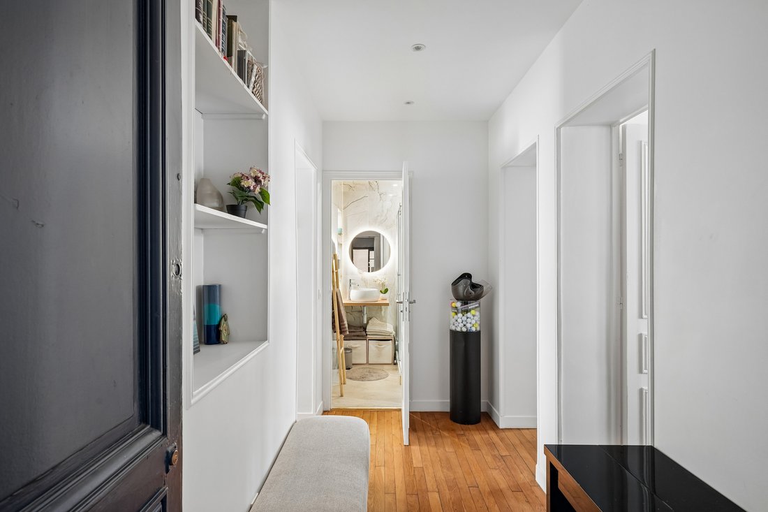 Apartment in Batignolles-Cardinet, Paris 17e Arrondissement, Paris 5 - 18582480
