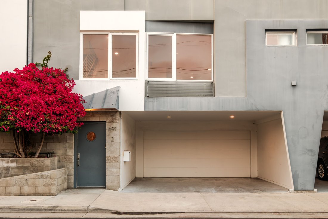 Condo in Los Angeles, California, United States 3 - 18615785