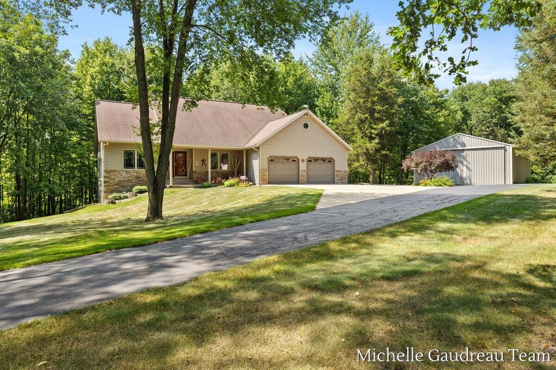 House in Middleville, Michigan, United States 1 - 18609210