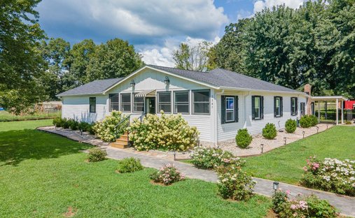 House in Belfast, Tennessee, United States 1