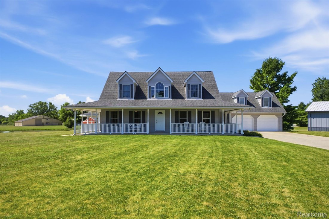 House in Carleton, Michigan, United States 3 - 18605164