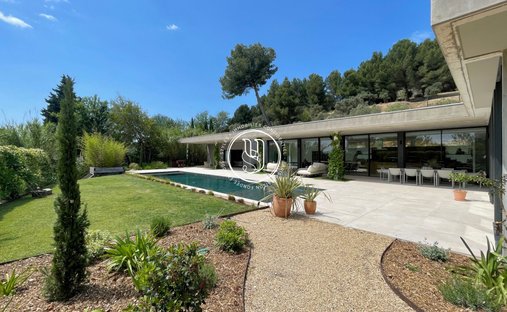 Villa in Maussane-les-Alpilles, Provence-Alpes-Côte d'Azur, France 1