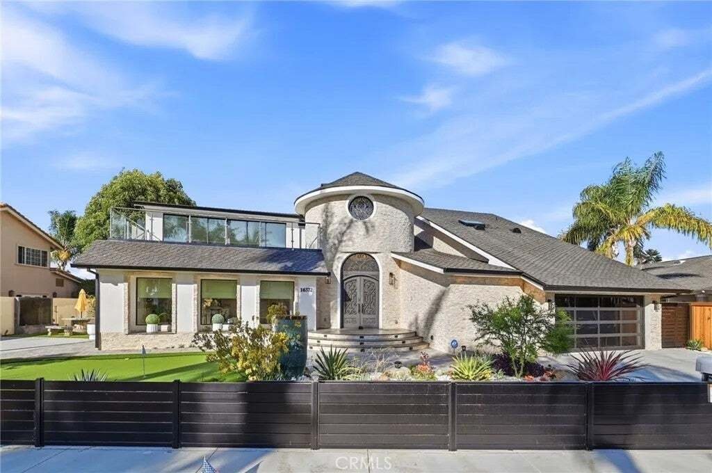 House in Huntington Beach, California, United States 2 - 18610105