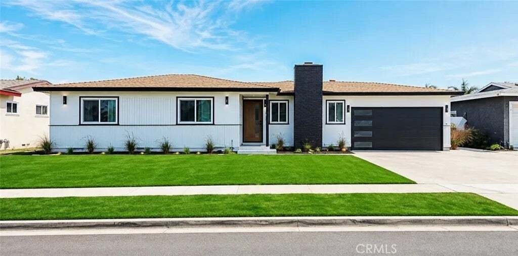 Condo in Orange, California, United States 1 - 18615567