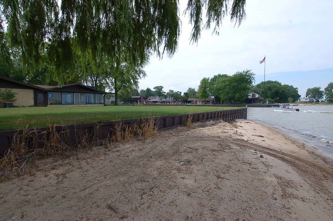 House in Bay City, Michigan, United States 2 - 18609198