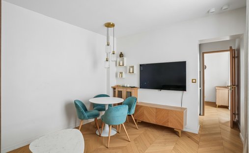 Apartment in Gros Caillou, Paris 7e Arrondissement, Paris 1