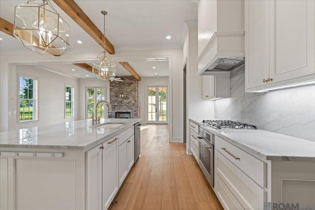 House in Baton Rouge, Louisiana, United States 4 - 18609838