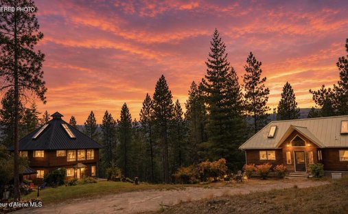 House in Pinehurst, Idaho, United States 1