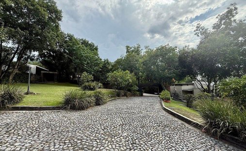 House in Santiago, Nuevo Leon, Mexico 1