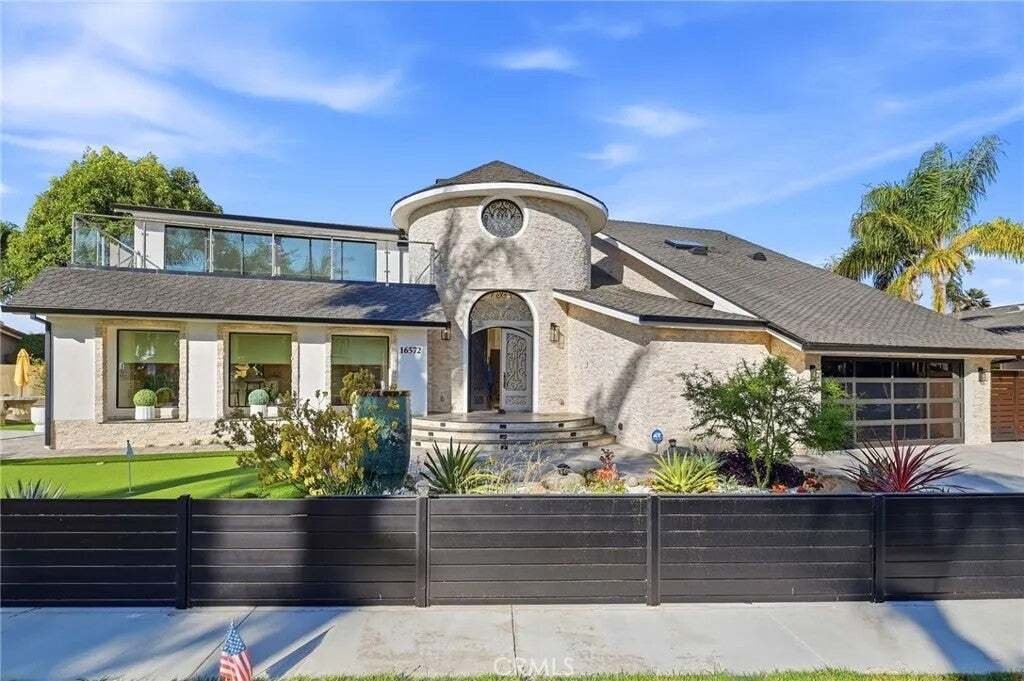 House in Huntington Beach, California, United States 1 - 18610105
