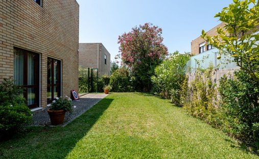 Villa in Matosinhos e Leca da Palmeira, Porto District, Portugal 1