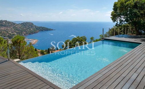 Villa in Théoule-sur-Mer, Provence-Alpes-Côte d'Azur, France 1