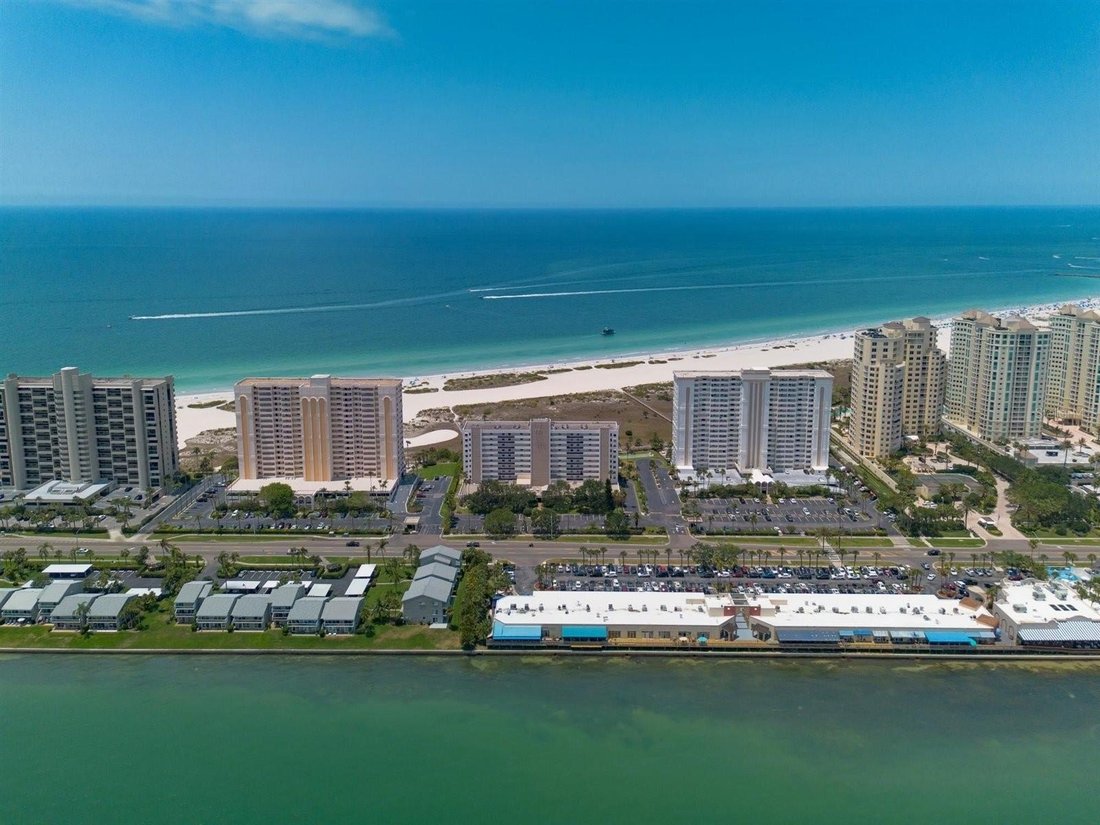 Condo in Clearwater, Florida, United States 2 - 18611316