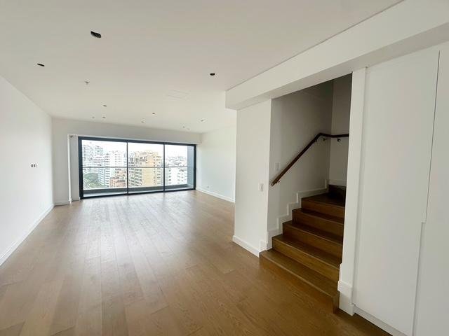 Apartment in Lima, Belarus 1 - 18610368