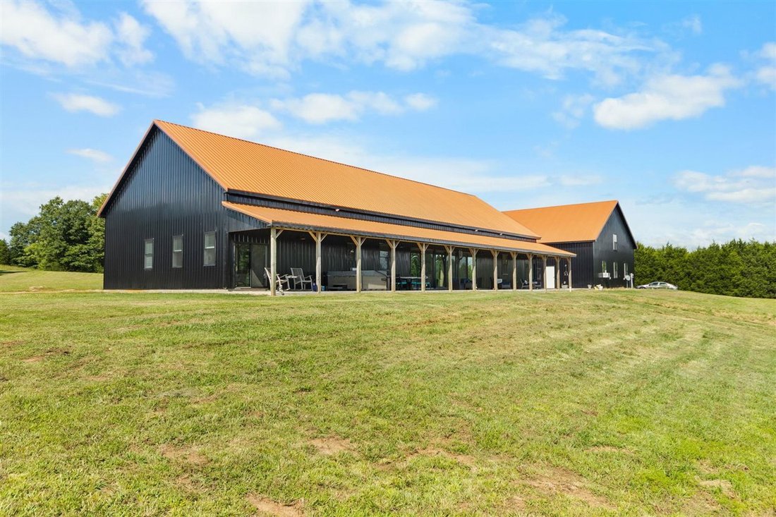 Farm Ranch in Columbia, Kentucky, United States 2 - 18611488