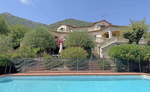 Villa in Gattières, Provence-Alpes-Côte d'Azur, France 1