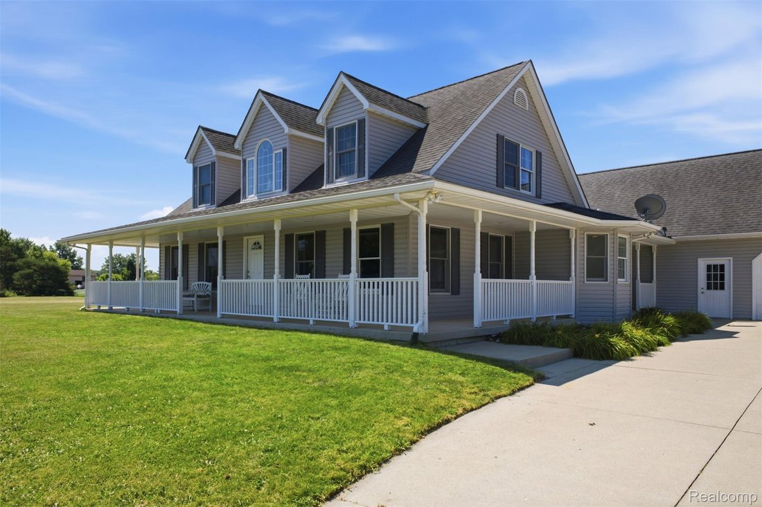 House in Carleton, Michigan, United States 5 - 18605164