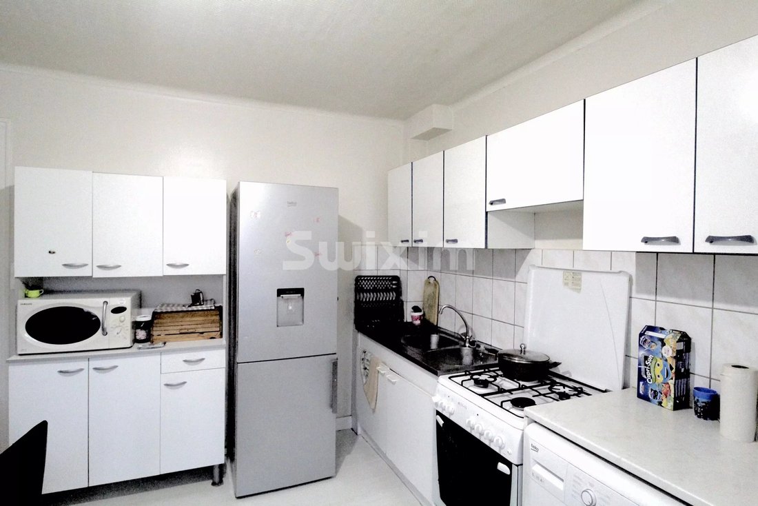Townhouse in Centre Ville, Cluses, France 5 - 18613758