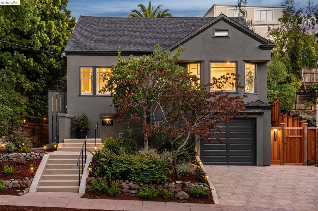 House in Oakland, California, United States 1 - 18612047