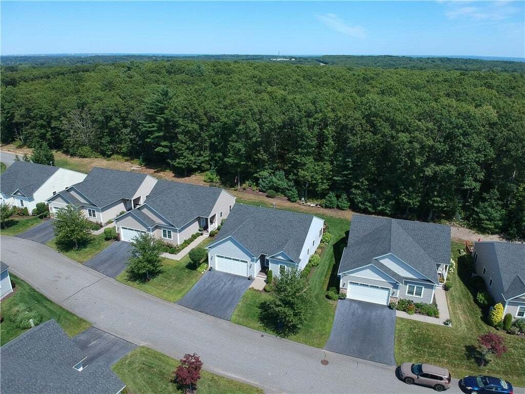 Condo in West Greenwich, Rhode Island, United States 5 - 18609135
