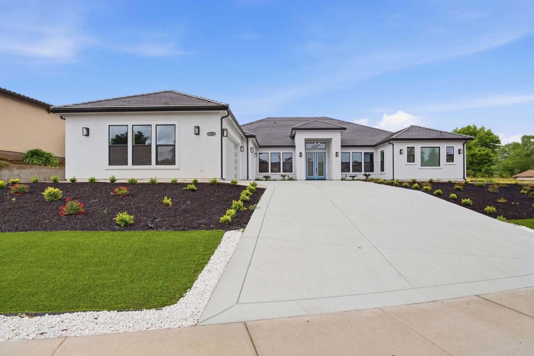 House in Oakdale, California, United States 1 - 18608981