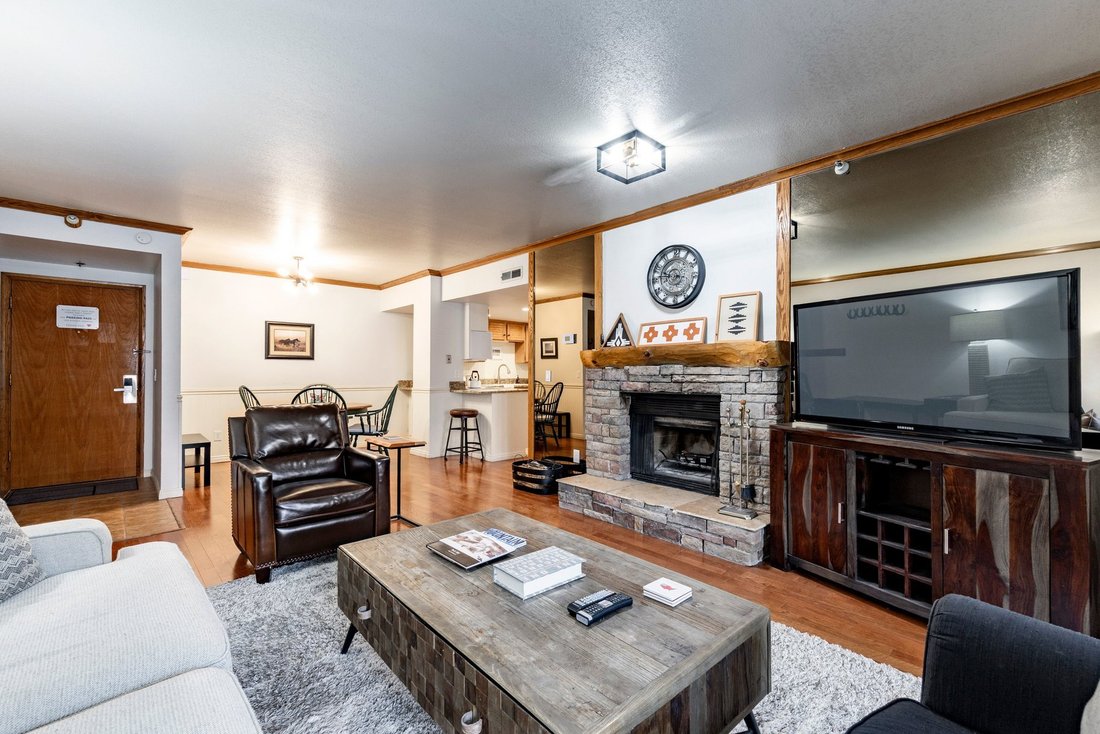 Condo in Park City, Utah, United States 2 - 18615031
