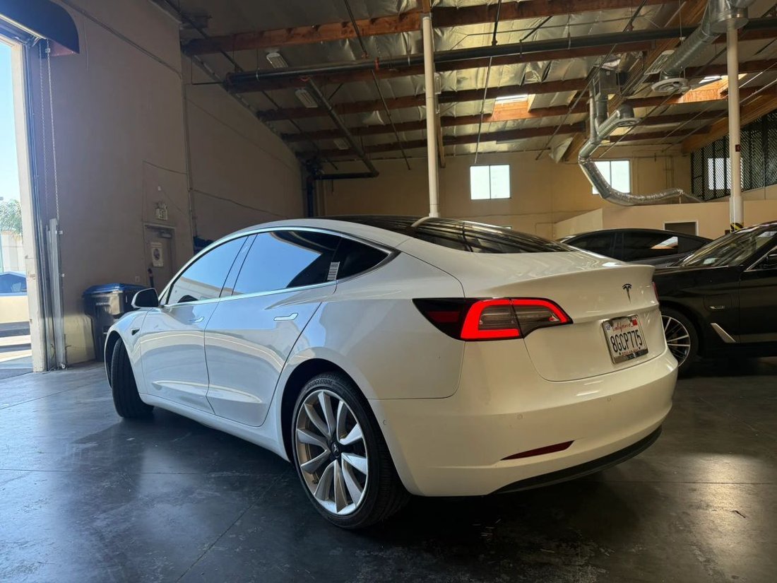 Sedan in El Monte, CA, United States 5 - 18614217