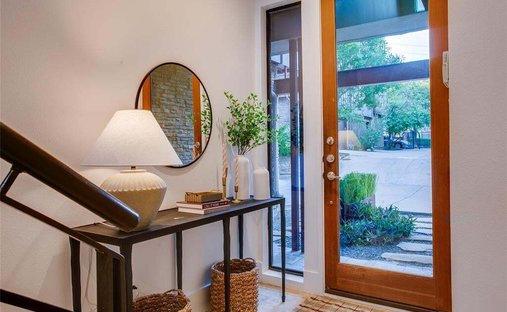 Townhouse in Dallas, Texas, United States 1